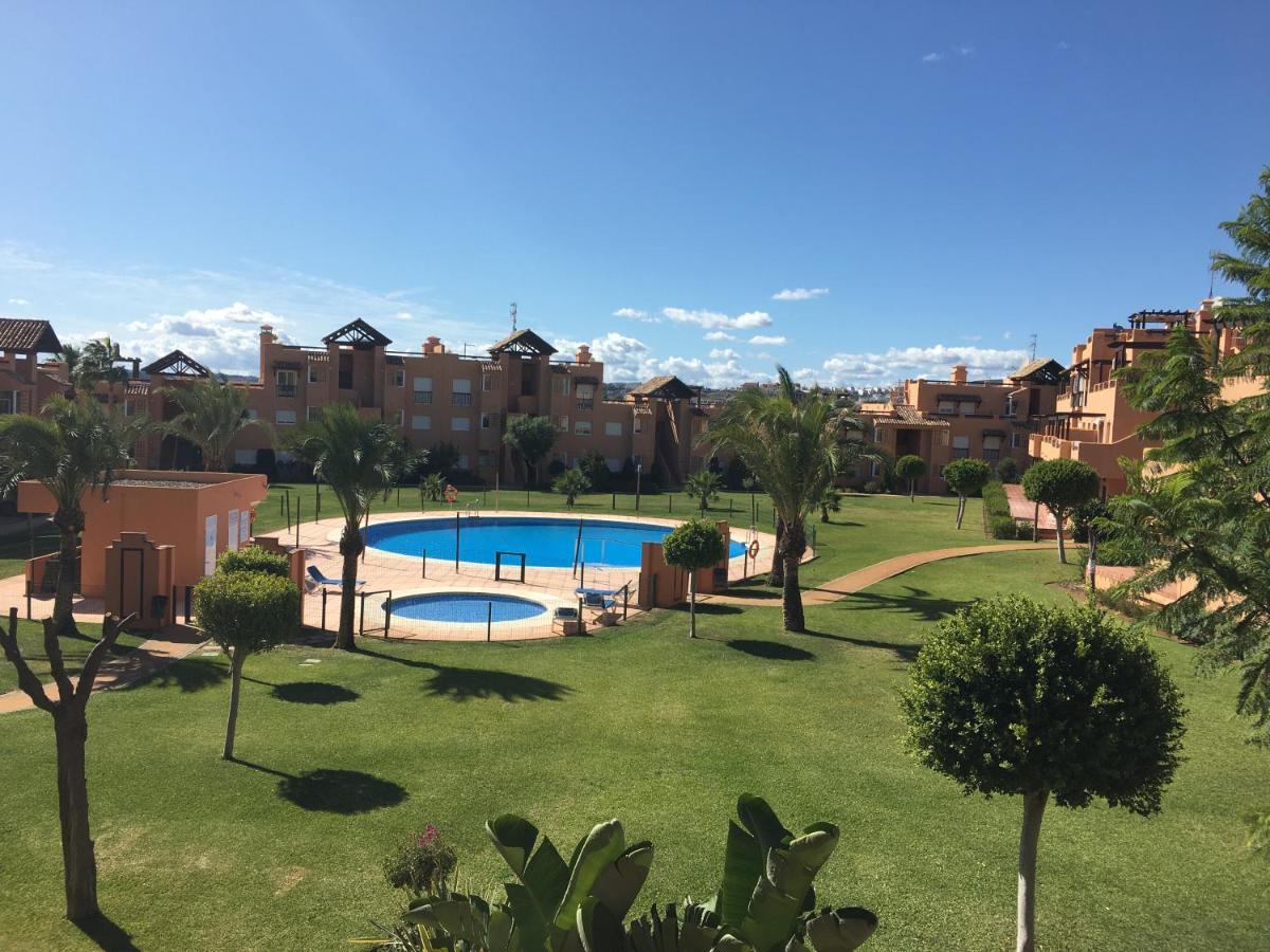 Casares Vacations Exterior foto