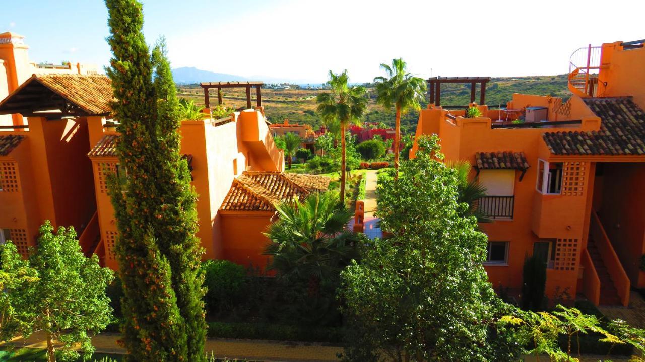 Casares Vacations Exterior foto